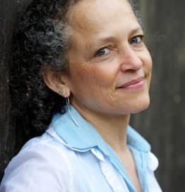 Photo of Marcela Ot’alora